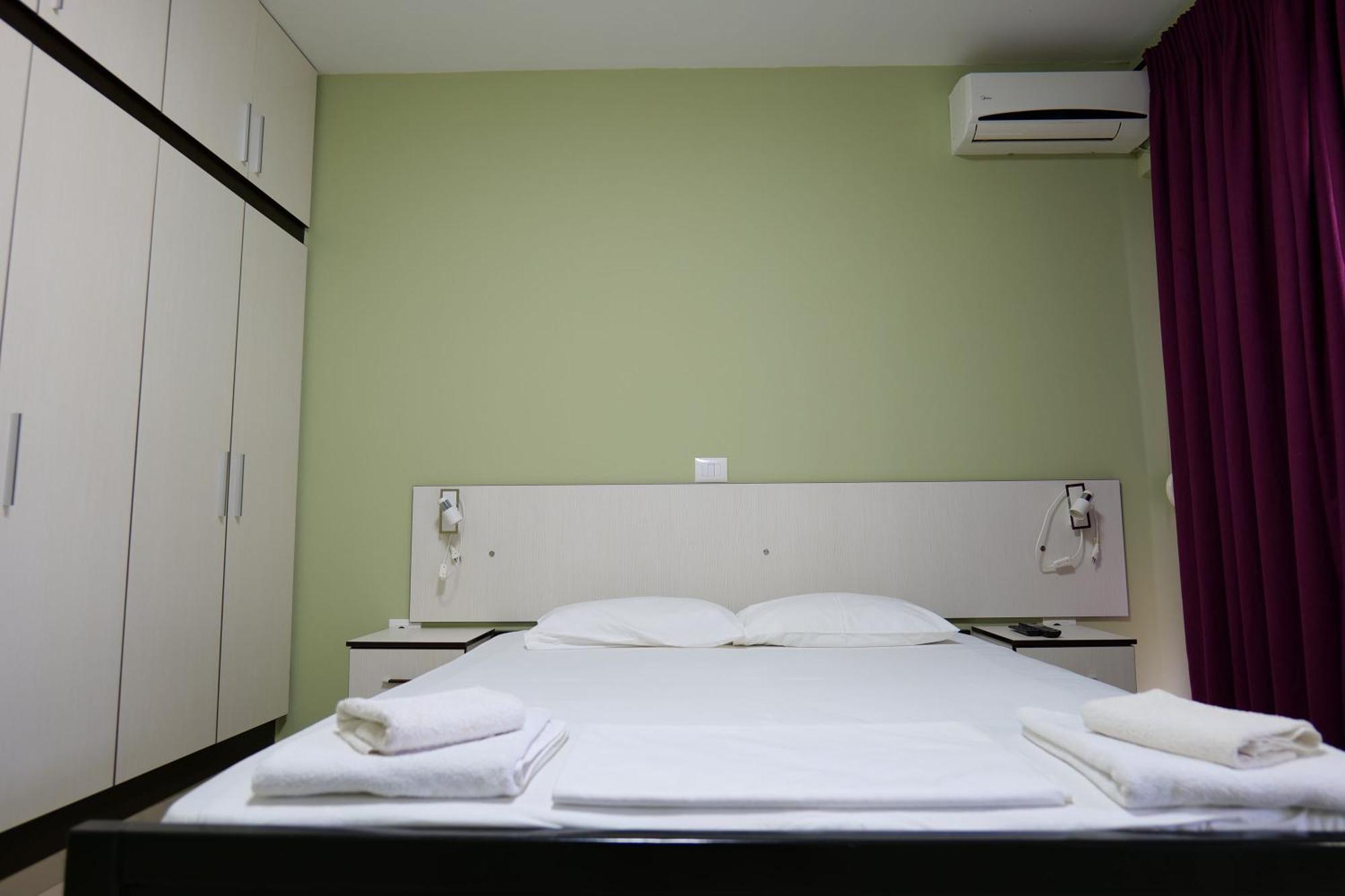 Hotel Jali ヒマラ エクステリア 写真