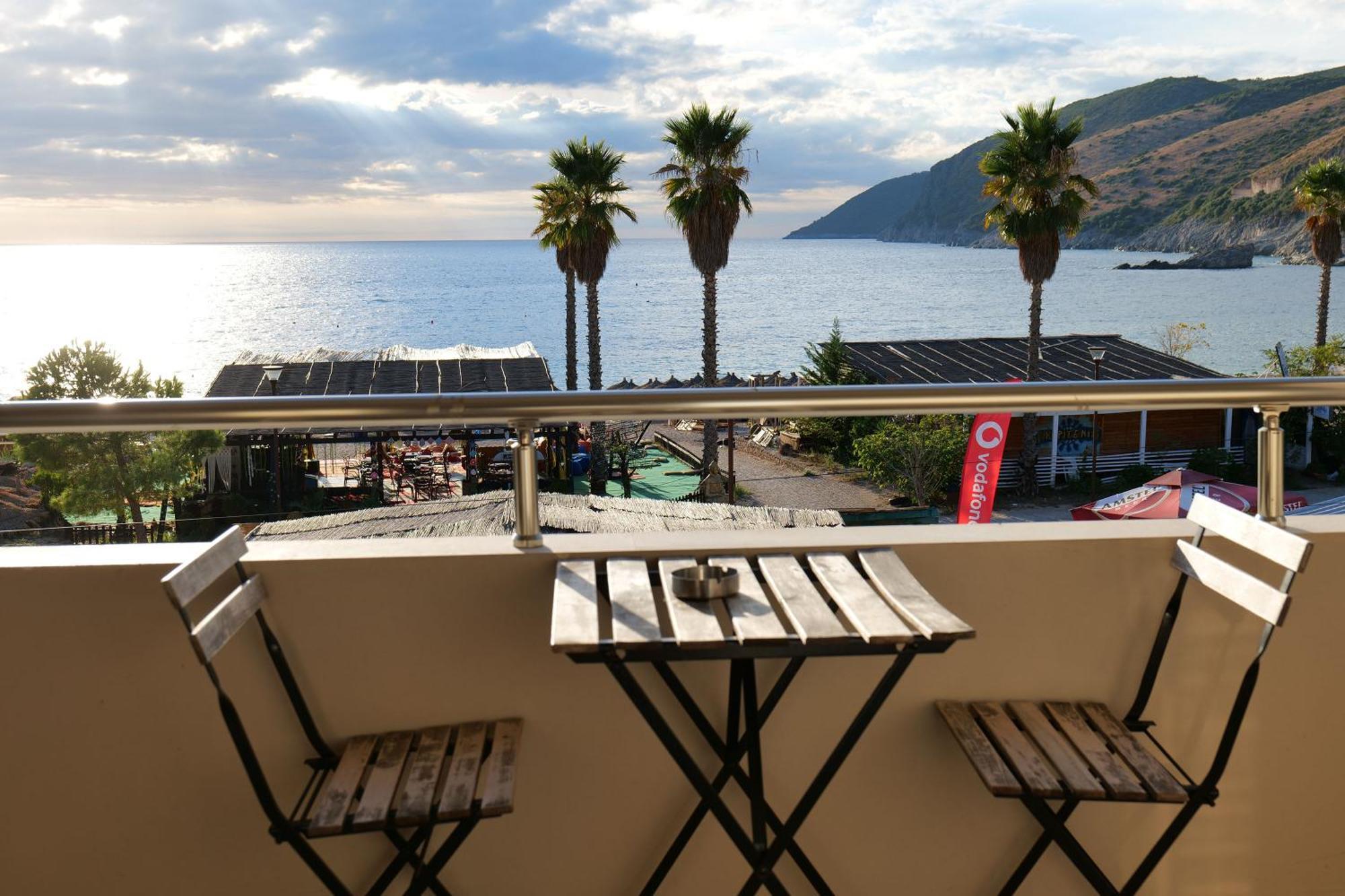 Hotel Jali ヒマラ エクステリア 写真